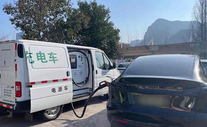 滦县汽车搭电